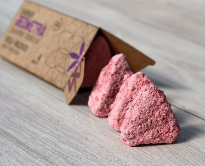 SAGRADA MADRE SAHUMERIO TRIANGULAR ROSA