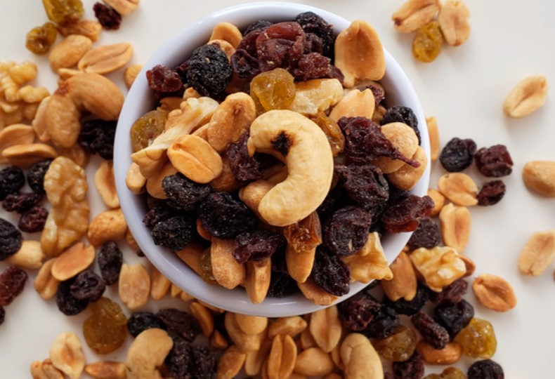 TRADOR MIX FRUTOS SECOS PREMIUM 3 KG